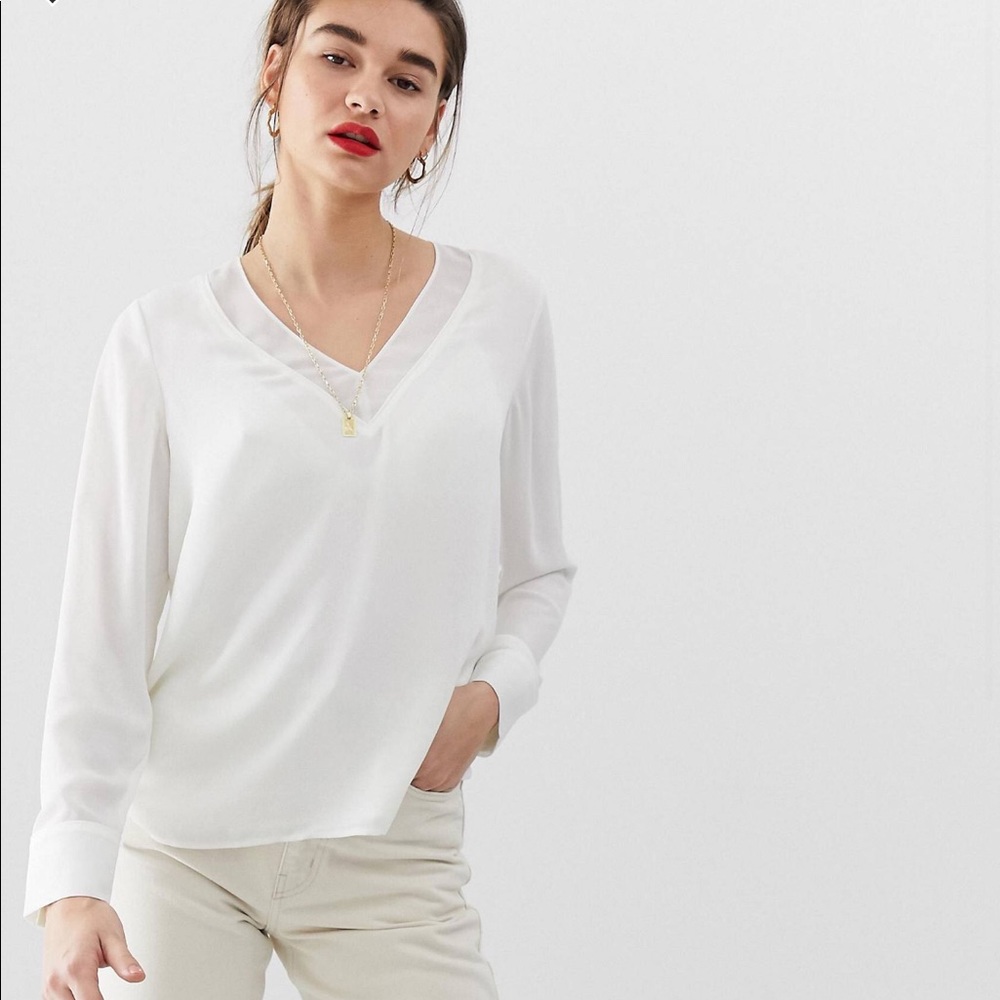 White v-neck Blouse